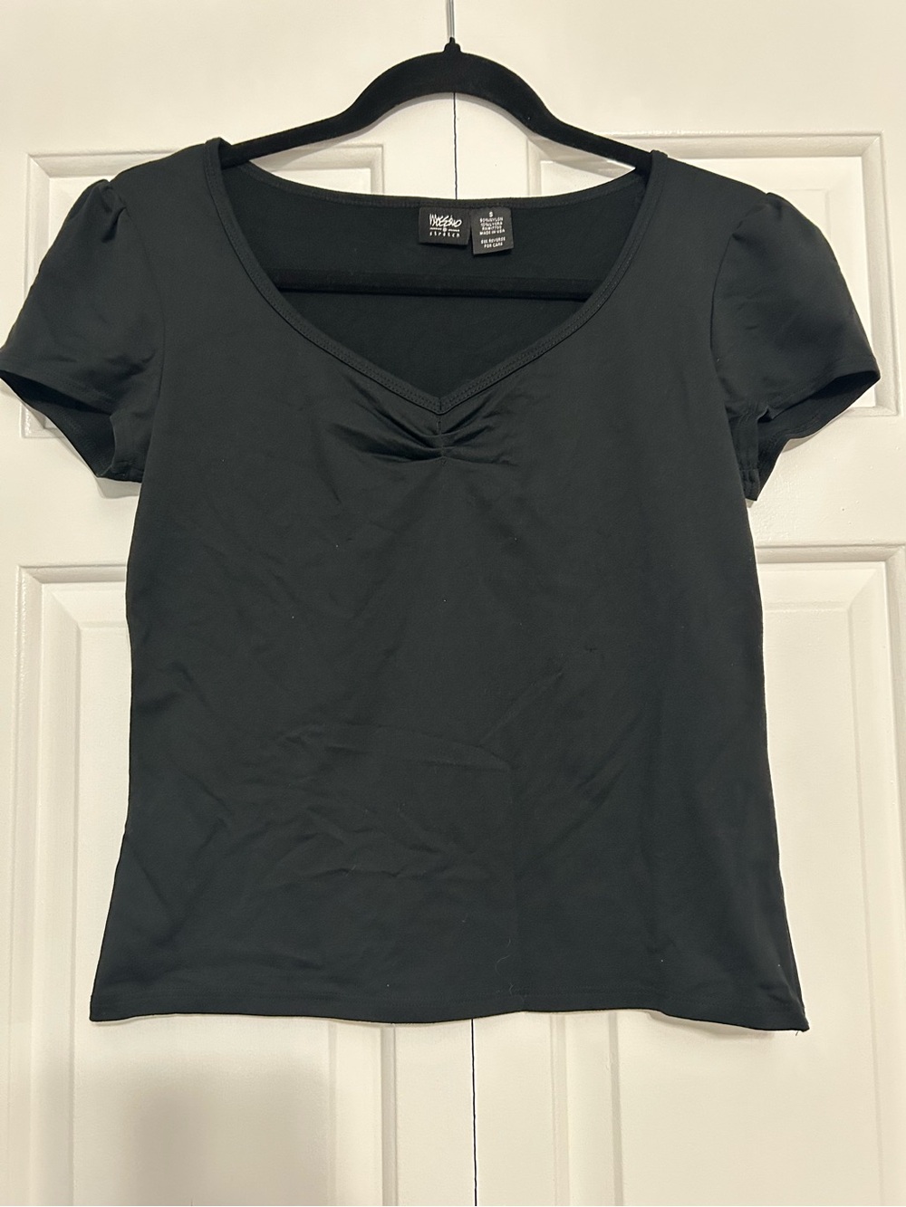 Y2K Mossimo Black Short Sleeve V-Neck Tee